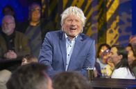 Mitternachtsspitzen – Kabarettist Jürgen Becker moderiert die Sendung.