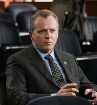 Elementary – Capt. Thomas Gregson (Aidan Quinn) muss ebenfalls in Holmes' Fall vor dem Polizeigericht aussagen. Doch wird er ihm helfen können, als Unschuldiger aus dem Gerichtssaal zu gehen?