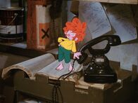 Meister Eder und sein Pumuckl – Meister Eders Hobelmaschine geht kaputt und Herr Schrader muss kommen, um sie wieder zu richten. Doch der verlegt seinen Schraubenzieher, dort eine Schraube ... Steckt Pumuckl dahinter oder hat er diesmal wirklich nichts mit der Sache zu tun?
