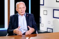NZZ-Standpunkte – NZZ Standpunkte Ueli Maurer, hätten Sie die Credit Suisse retten können? Ueli Maurer Copyright: SRF/PTV