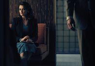 The Americans – (4. Staffel) - Für Martha (Alison Wright) brechen schlechte Zeiten an, als sie immer mehr ins Visier des FBI gerät und auch privat leidet sie unter einer Entscheidung, die Philip trifft ...