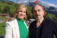 Samschtig-Jass – Moderatorin Fabienne Gyr und Chansonnier Stephan Eicher 2024 Copyright: SRF