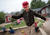 Mankells Wallander – Der kleine Albin (Birk Henriksson) verschwindet aus dem Kinderhort.