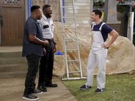 The Neighborhood – (v.l.n.r.) Marty Butler (Marcel Spears); Malcolm Butler (Sheaun McKinney); Dave Johnson (Max Greenfield)