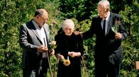 Der letzte Wille – Am Grab der verstorbenen Heimleiterin versuchen Theo (Jürgen Haug, li.) und Heinrich (Christian Pätzold, re.) Käthe (Sabine Hahn) zu trösten. Doch Käthe ist untröstlich – und außerdem überzeugt, dass ihre Freundin umgebracht wurde.
