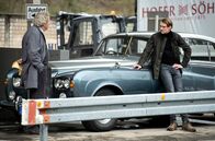 Tatort – Was weiß Pförtner Knut Ehrlich (Axel Siefer, links)? Hauptkommissar Adam Schürk (Daniel Sträßer, rechts)