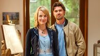 Cedar Cove – l-r: Justine Lockhart (Sarah Smyth), Seth Gunderson (Corey Sevier)