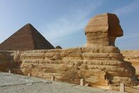 Verrückt nach Meer – hr-fernsehen VERRÜCKT NACH MEER Folge 98, Die sagenhafte Sphinx von Gizeh, Doku-Serie, Deutschland 2013 Uhr. Die Sphinx und die Pyramiden von Gizeh, Ägypten.