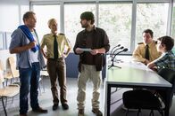Hubert und Staller – L-R: Hubert (Christian Tramitz), Sonja Wirth (Annett Fleischer), Jens Rieger (Stefan Evertz), Martin Riedl (Paul Sedlmeir), Roman Rieger (Shayan Hartmann)