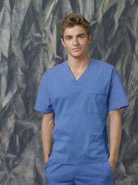 Scrubs - Die Anfänger – (9. Staffel) - Student am "New Sacred Heart" Hospital: Cole (Dave Franco) ...