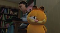 The Garfield Show – Odie ist so unglücklich darüber, dass Jon nicht Zuhause ist, dass Garfield ihm mit Hilfe eines Luftballons einen Ersatz-Jon gebastelt hat.