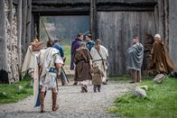 Mythos Kelten – Unter Julius Cäsar brechen die Römer den keltischen Widerstand und beginnen eine Periode der Romanisierung.