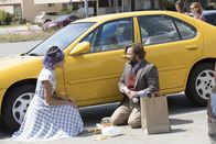 Future Man – Tiger (Eliza Coupe, l.); Dr. Stu Camillo (Haley Joel Osment, r.)
