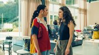 Biester – Mara Romei (Vero Amos), Anja Pichler (Jennifer Tichy).