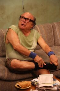 It's Always Sunny in Philadelphia – Frank Reynolds (Danny DeVito)