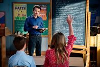 Young Sheldon – Pastor Rob (Dan Byrd)