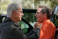 Navy CIS – L-R: NCIS Special Agent Leroy Jethro Gibbs (Mark Harmon), Paul Lemere (Jason Wiles)
