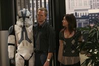 How I Met Your Mother – Neil Patrick Harris (Barney Stinson), Alyson Hannigan (Lily Aldrin).