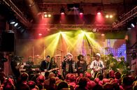 Berlin Live – Boy George geht auf seiner ausgedehnten Comeback-Tour mit neuer Platte und der Originalbesetzung seiner Band Culture Club so richtig ab.