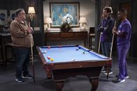 B Positive – (v.l.n.r.) Jerry (David Anthony Higgins); Drew Dunbar (Thomas Middleditch); Gideon (Darryl Stephens)