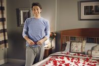 Scrubs - Die Anfänger – Befürchtet, dass die gemeinsame Zeit mit Elliot immer weniger wird: J.D. (Zach Braff) ...