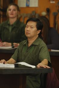 Community – Immatrikuliert sich als Student am Community College, um teil der Lerngruppe zu werden: Senor Chang (Ken Jeong) ...
