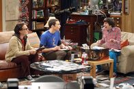The Big Bang Theory – (v.li.) Johnny Galecki (Leonard Hofstadter), Jim Parsons (Sheldon Cooper), Simon Helberg (Howard Wolowitz).