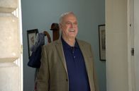 Speechless – Martin (John Cleese)