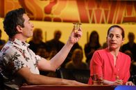 Was gibt es Neues? - Classics – Omar Sarsam, Caroline Athanasiadis.