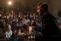 Der Spitzenkandidat – Gary Hart (Hugh Jackman, r.)