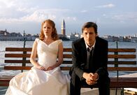 Die Liebe ein Traum – WDR Fernsehen DIE LIEBE EIN TRAUM, Deutschland 2008, Regie Xaver Schwarzenberger Uhr. Die attraktive Sinologie-Studentin Anna (Stefanie Dvorak) und der angehende Architekt Max (Florian David Fitz) sind füreinander bestimmt. Doch ihre Liebe steht unter keinem günstigen Stern.