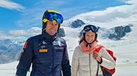 Wunderschön! – Moderatorin Anne Willmes (r) mit dem mehrfachen Speedski-Weltmeister Simone Origone auf dem Plateau Rosa.