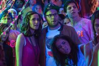 Bad Neighbors – v.l.) ...