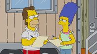 Die Simpsons – Homer (l.); Marge (r.)