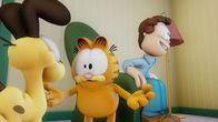 The Garfield Show – Jon ist im Kaufrausch und gibt all sein Geld für Schrott aus, den er bei einem Verkaufssender bestellt.