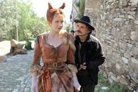 Pinocchio – Vor ihr sollte man sich in Acht nehmen, denn die FŸchsin (Sandra HŸller, links) ist eine Ganovin, wie sie im Buche steht: klug, hinterhŠltig und immer auf der Suche nach jemandem, den sie ausrauben kann. Ihr Partner, der Kater (Florian Lukas), ist dagegen ein echter Tollpatsch. (Kann auch fŸr Teil 2 und 3 verwendet werden).