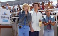 Scrubs - Die Anfänger – Verbringen einen netten Tag zusammen: Elliot (Sarah Chalke, l.), J.D. (Zach Braff, M.) und Carla (Judy Reyes, r.) ...