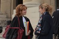 Lebowitz vs Lebowitz – Kämpfen um das Sagen innerhalb ihrer Kanzlei: die erfolgreiche Rechtsanwältin Paule Lebowitz (Clémentine Célarié, l.) und Anwältin Irène Lebowitz (Caroline Anglade, r.) ...