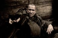 Mutant Chronicles – Wird von Mutanten entführt: Captain Nathan Rooker (Sean Pertwee) ...