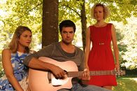 Sturm der Liebe – (v.l.n.r.) Marlene (Lucy Scherer); Konstantin (Moritz Tittel); Natascha (Melanie Wiegmann)