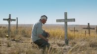 The Rider – Brady (Brady Jandreau) vermisst seine Mutter sehr.
