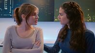 DreaMars – Joy (Ofirr Peretz) und Gabby (Ilae Ilaee Lahav) sind dem Team der Arche II auf der Spur.