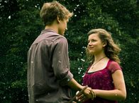Schloss Einstein – Justus (Robert Reichert) träumt von Ronja (Miriam Katzer).