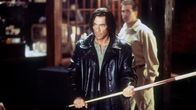 Replicant – Edward Garrotte / Replicant (Jean-Claude Van Damme, vorne)