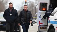 Chicago P.D. – Adam Ruzek (Patrick John Flueger, l.) und Hank Voight (Jason Beghe, r.)