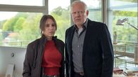 Tatort (NDR) – Ermitteln Schulter an Schulter: Die Kieler Kommissare Mila Sahin (Almila Bagriacik) und Klaus Borowski (Axel Milberg).