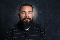 Internet der Lügen – A portrait of Frank Campos.
