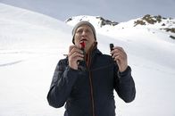 Die Bergretter – Jochen Winkler (Ingo Naujoks) ist Lawinenforscher mit einem düsteren Geheimnis.