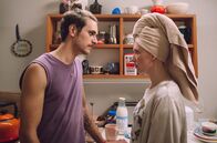 All You Need – Sie ist enttäuscht: Zwischen Sarina (Christin Nichols) und ihrem Bruder Simon (Ludwig Brix) ist nicht alles geklärt.