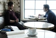Atlanta Medical – Dr. Conrad Hawkins (Matt Czuchry, l.); Dr. Devon Pravesh (Manish Dayal, r.)